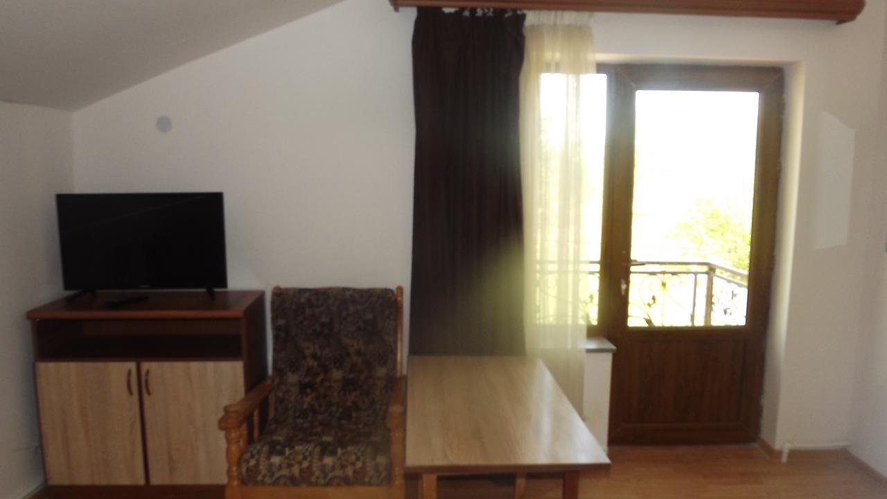 Nectar Hotel Dilijan Exterior foto